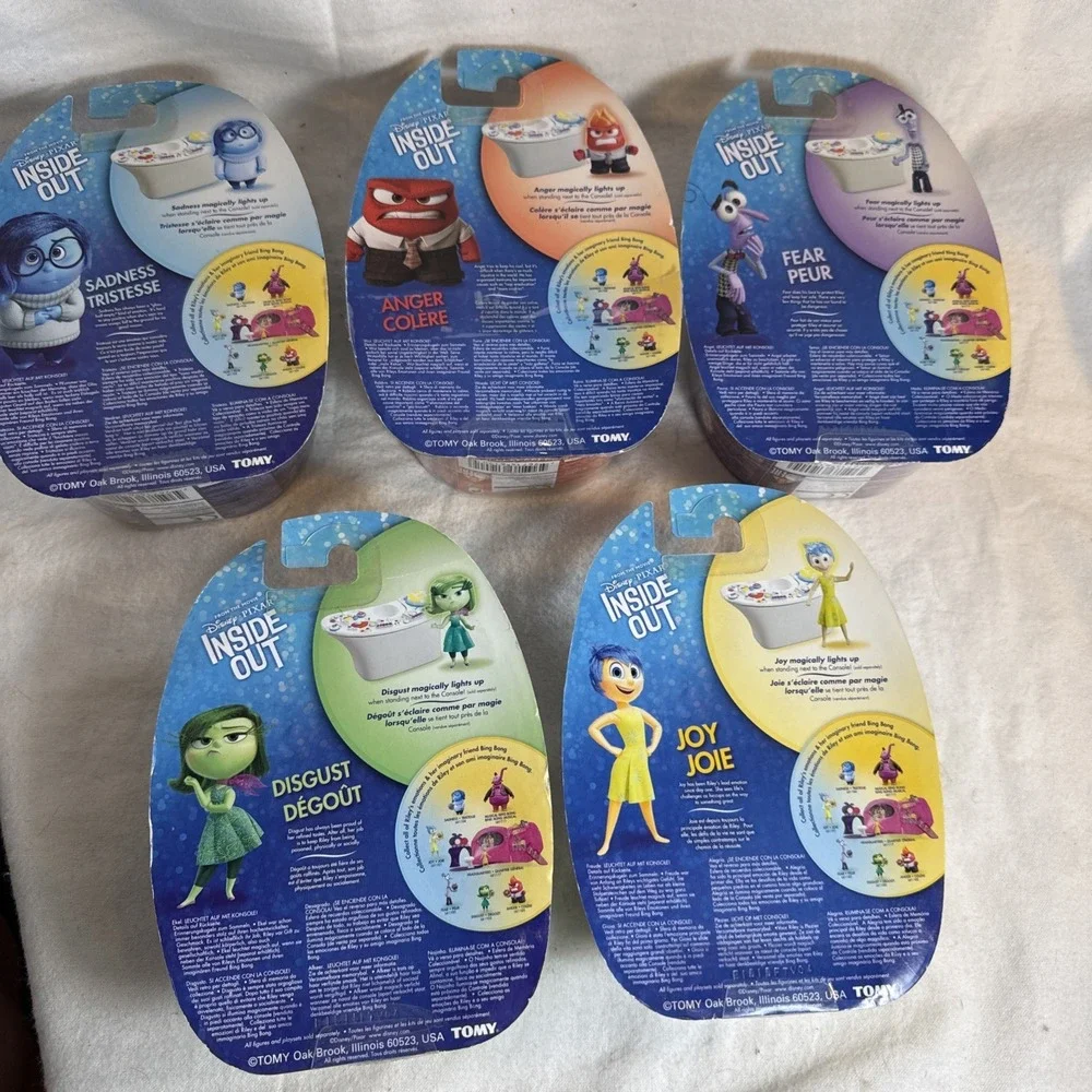 5 Disney PIXAR Inside Out Figures  - Includes Memory ORB Sphere NEW OLD STOCK‎